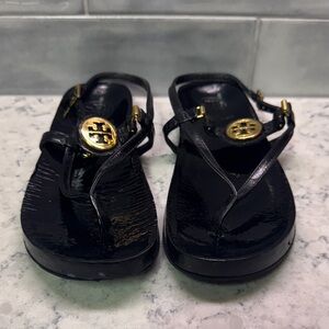 Tory Burch Glossy Black Slingback Sandals with Gold Medallion Accents Size 7.5